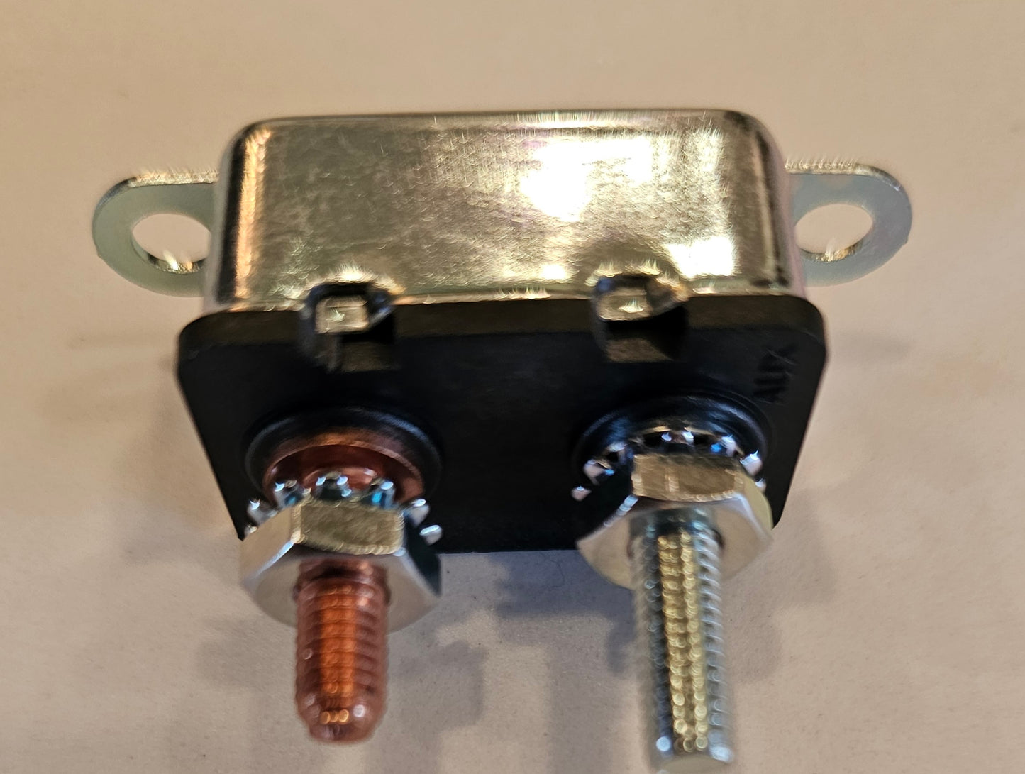 12 VOLT 30 AMP CIRCUIT BREAKER WITH MOUNTING TABS